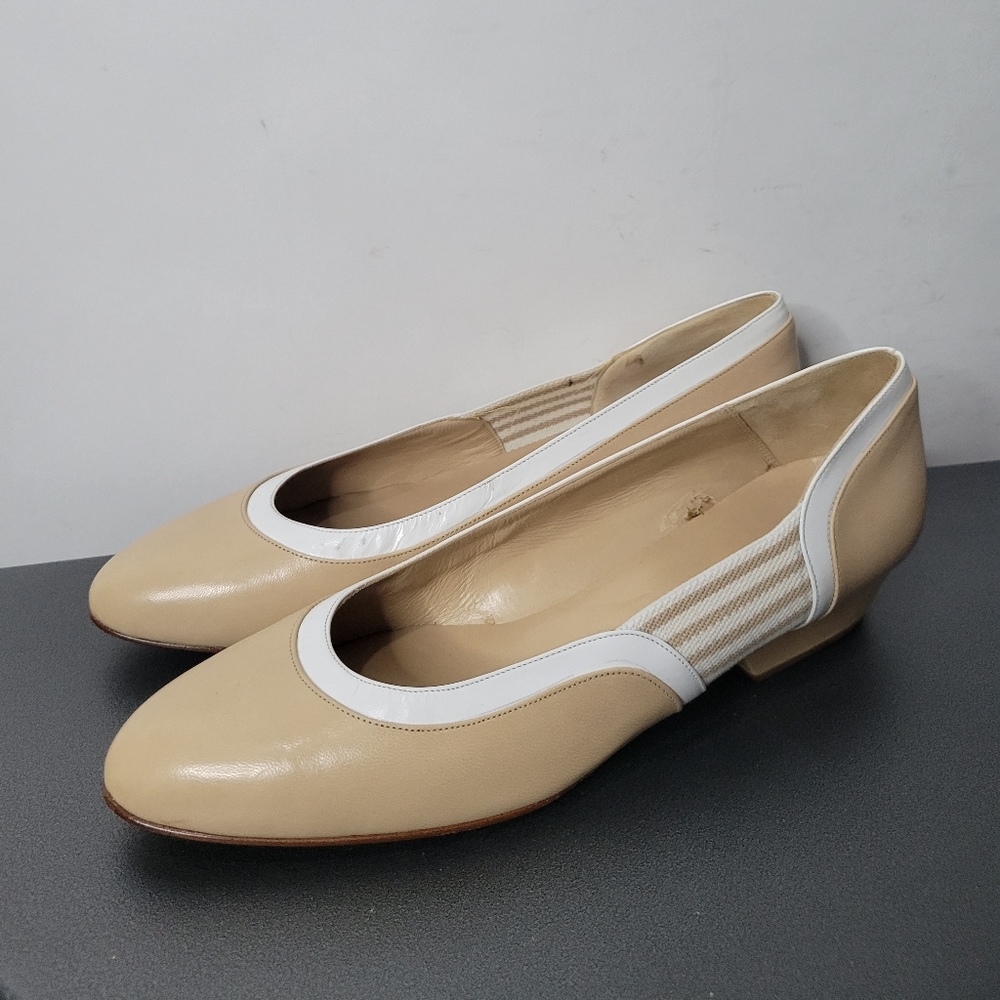 Polly Bergen Minimalist Patent Leather Loafers Size 8B